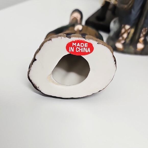 Elegant Nativity Scene w/Black Stable Joseph Mary Baby Jesus 3 Wise Men Ceramic - Picture 6 of 10